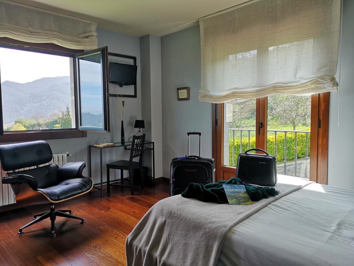 Hotel Reina Adosinda Pravia Bagian luar foto