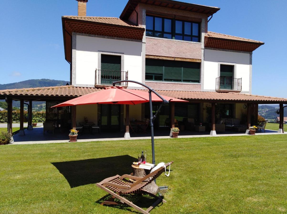 Hotel Reina Adosinda Pravia Bagian luar foto
